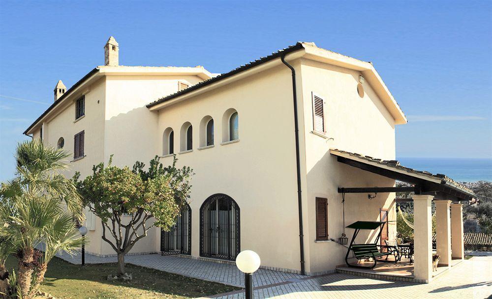 B&B Villa Floriana Tortoreto Exterior foto